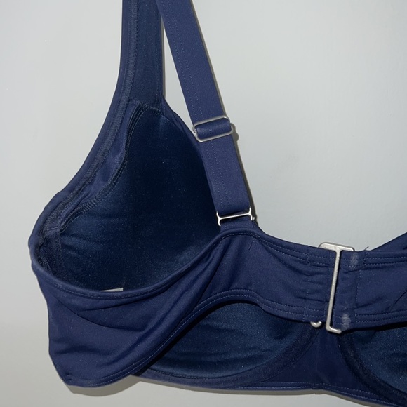 Women's Lands' End Twist-Front Underwire Bikini Top - Picture 4 of 6